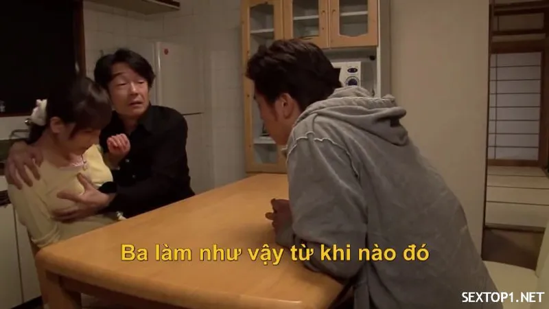Bố và anh ông xã làm nhục nàng dâu vietsub